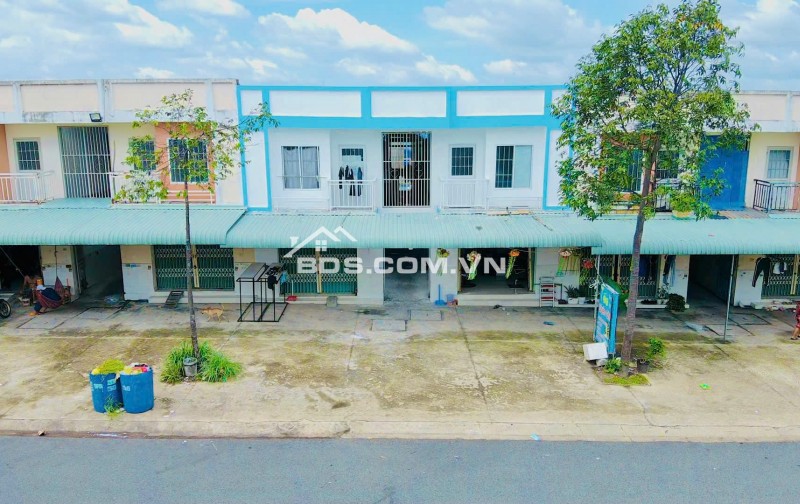 Bán nhà ngay Khu Công Nghiệp Becamex Bàu Bàng, khu dân cư đông đúc